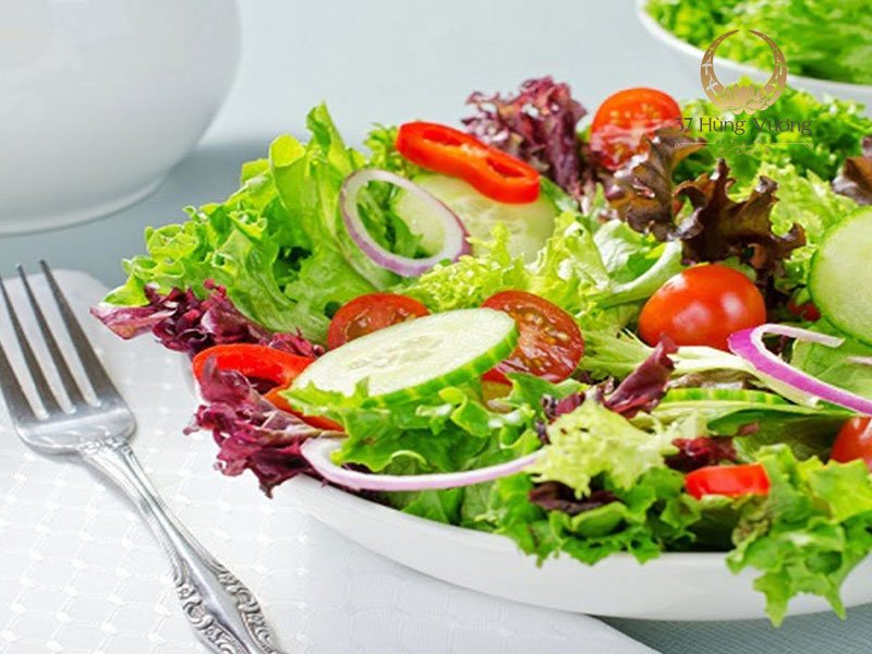 Món khai vị - Salad rau xanh tổng hợp